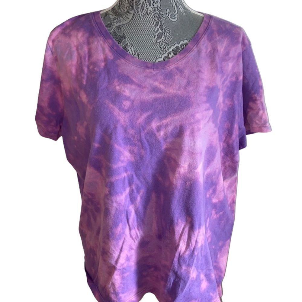 Purple and pink tie dye t-shirt